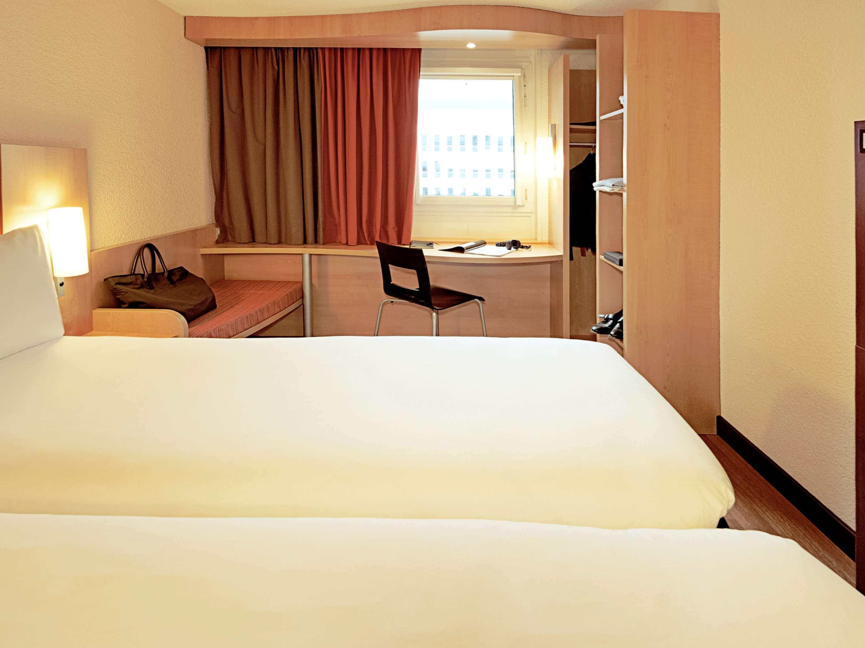 Hotel Ibis Lisboa Saldanha Екстериор снимка